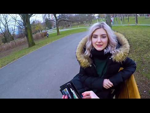 ❤️ Го голта жешката сперма на странец за пари - дувалка во парк од Ева Елфи ❤ Секс видео кај нас ﹏
